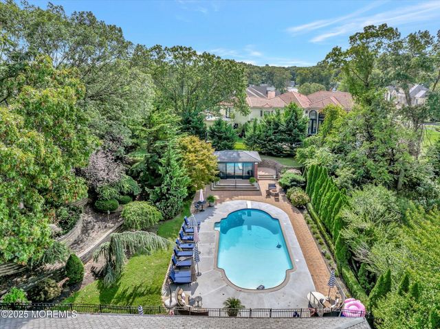 13 Valley Forge Road, Eatontown, NJ 07724