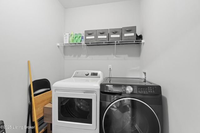 1425 Parkridge Pkwy, Louisville, KY 40214