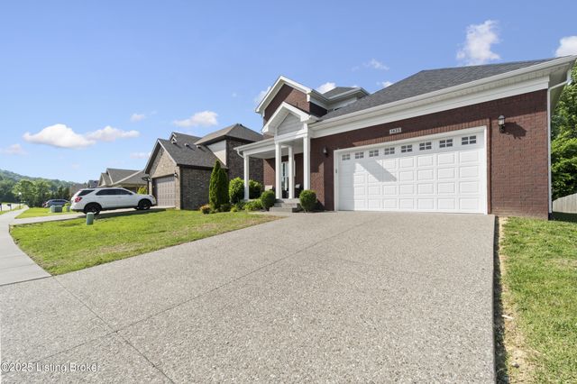 1425 Parkridge Pkwy, Louisville, KY 40214