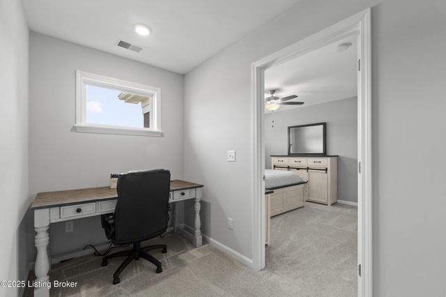 1425 Parkridge Pkwy, Louisville, KY 40214