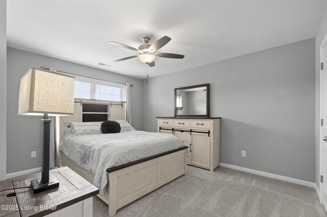 1425 Parkridge Pkwy, Louisville, KY 40214