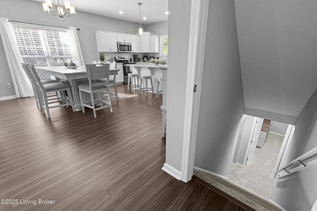 1425 Parkridge Pkwy, Louisville, KY 40214