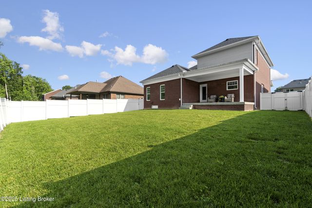 1425 Parkridge Pkwy, Louisville, KY 40214