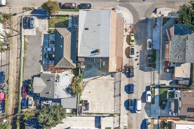 10527 Compton, Los Angeles, CA 90002