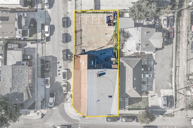 10527 Compton, Los Angeles, CA 90002