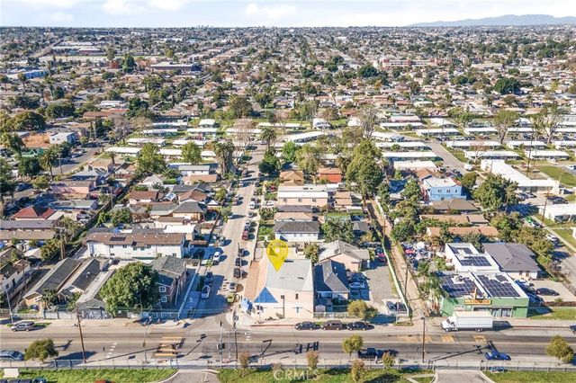 10527 Compton, Los Angeles, CA 90002