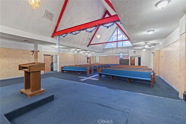 10527 Compton, Los Angeles, CA 90002