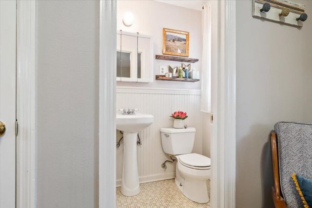 4933 FLAMINGO RD, Memphis, TN 38117