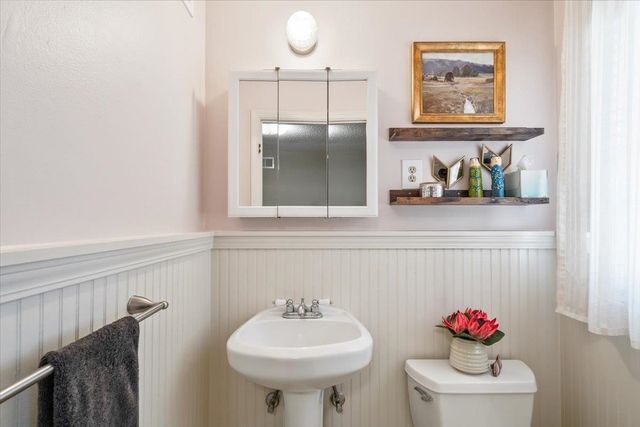 4933 FLAMINGO RD, Memphis, TN 38117