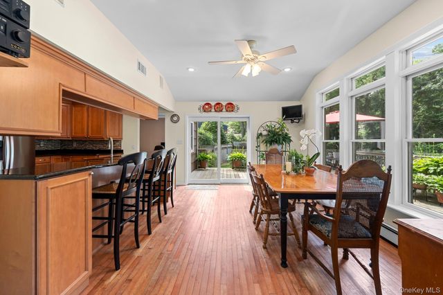 8 Washington Avenue, East Setauket, NY 11733