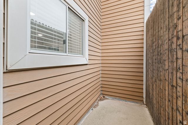 1310 W COUNTRYWOOD LN, West Jordan, UT 84088