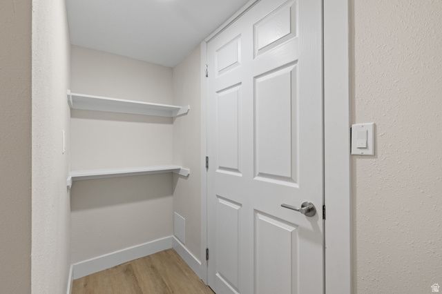 1310 W COUNTRYWOOD LN, West Jordan, UT 84088