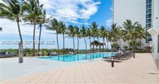 6801 Collins Ave LPH09, Miami Beach, FL 33141