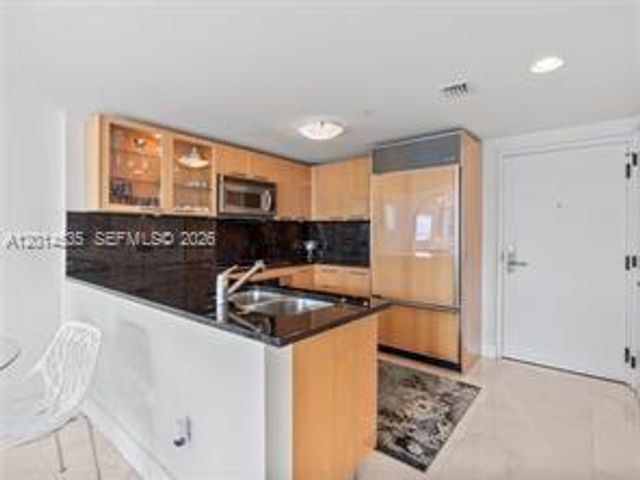 6801 Collins Ave LPH09, Miami Beach, FL 33141