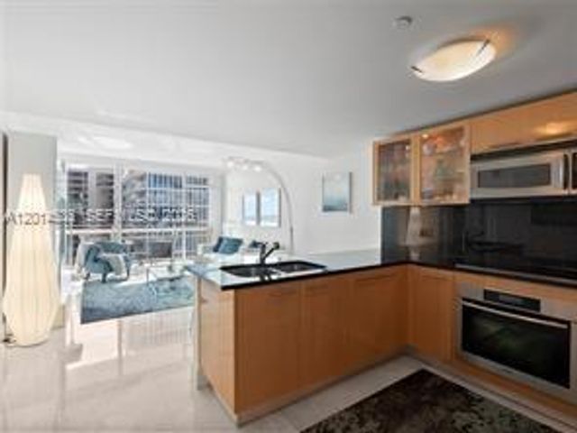 6801 Collins Ave LPH09, Miami Beach, FL 33141