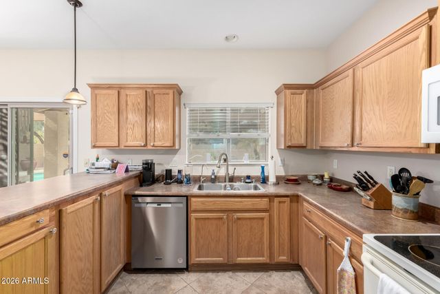 15952 N 173RD Avenue, Surprise, AZ 85388