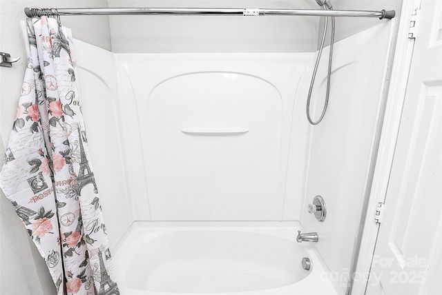 8436 Redding Glen Avenue, Charlotte, NC 28216