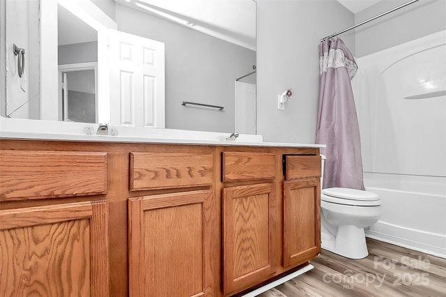 8436 Redding Glen Avenue, Charlotte, NC 28216