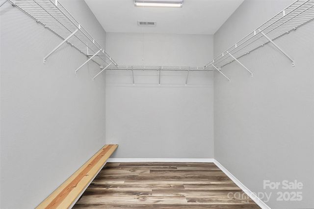 8436 Redding Glen Avenue, Charlotte, NC 28216