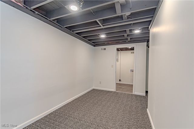 155 Sterling Street, Creston, OH 44217