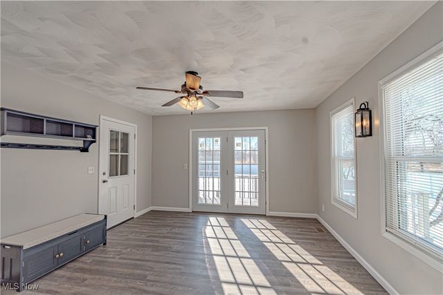 155 Sterling Street, Creston, OH 44217