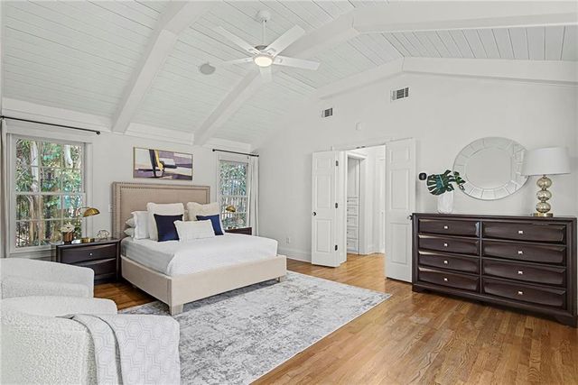 3819 N Stratford NE Road, Atlanta, GA 30342