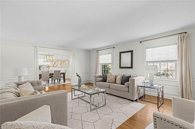 3819 N Stratford NE Road, Atlanta, GA 30342