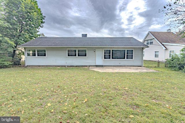 9 BLOOMFIELD LN, Willingboro, NJ 08046