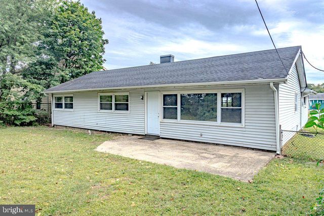 9 BLOOMFIELD LN, Willingboro, NJ 08046