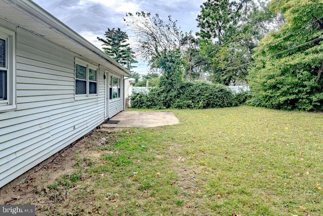 9 BLOOMFIELD LN, Willingboro, NJ 08046