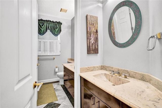2030 SW 62nd Avenue, Plantation, FL 33317