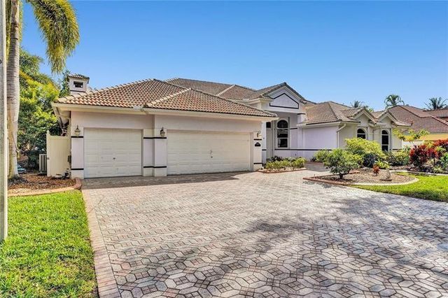 2030 SW 62nd Avenue, Plantation, FL 33317