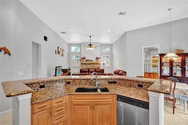 2030 SW 62nd Avenue, Plantation, FL 33317