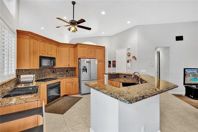 2030 SW 62nd Avenue, Plantation, FL 33317