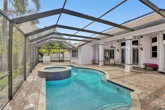 2030 SW 62nd Avenue, Plantation, FL 33317