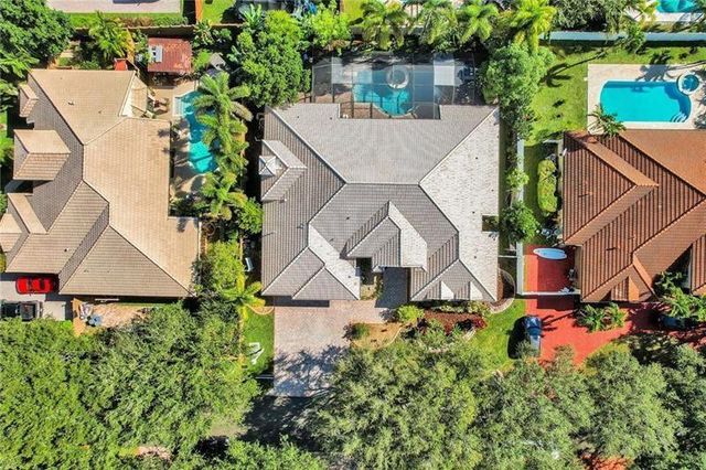 2030 SW 62nd Avenue, Plantation, FL 33317