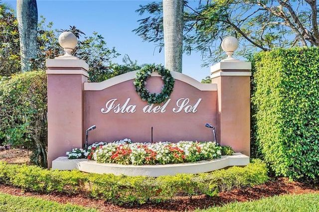 2030 SW 62nd Avenue, Plantation, FL 33317
