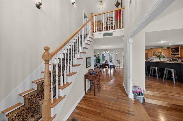 4112 Hilltop Drive, Rogers, AR 72756