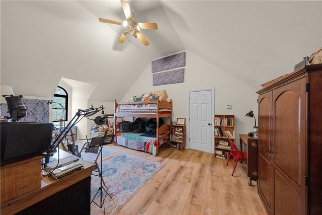 4112 Hilltop Drive, Rogers, AR 72756