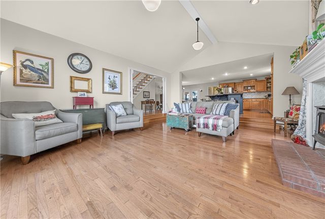 4112 Hilltop Drive, Rogers, AR 72756