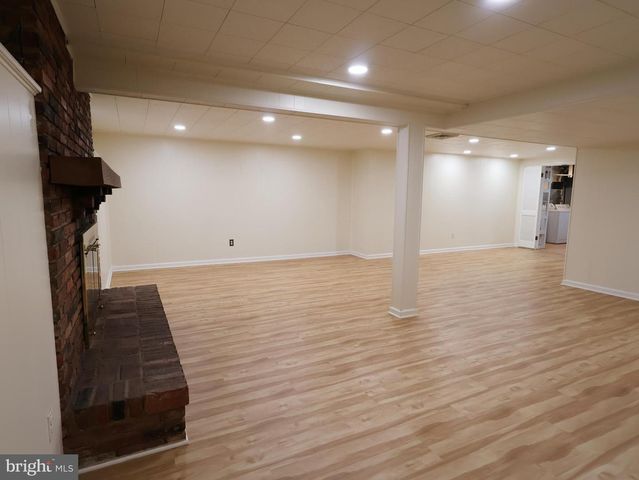 516 JOY CIR, Glen Burnie, MD 21061