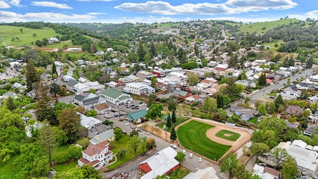 70 Greenstone Ter, Sutter Creek, CA 95685