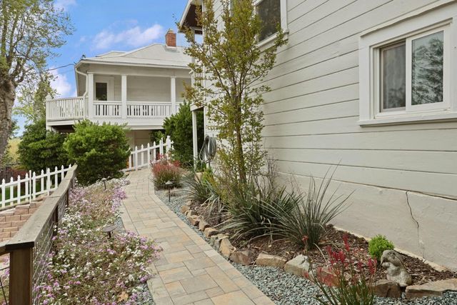 70 Greenstone Ter, Sutter Creek, CA 95685