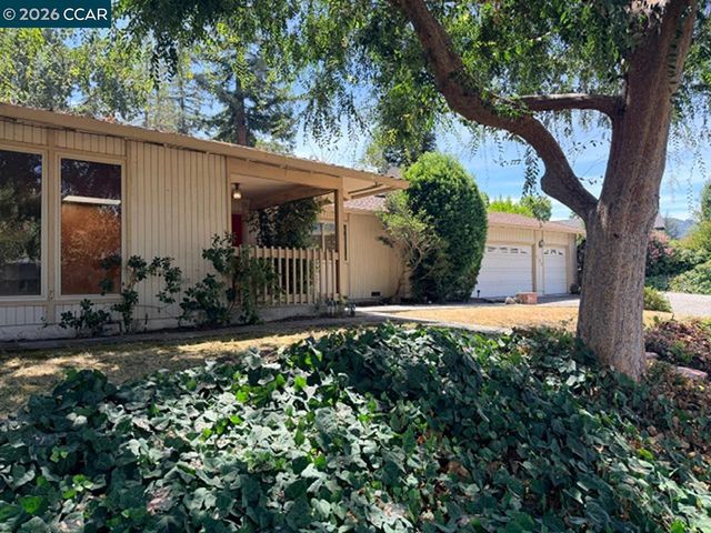 678 El Cerro Blvd, Danville, CA 94526