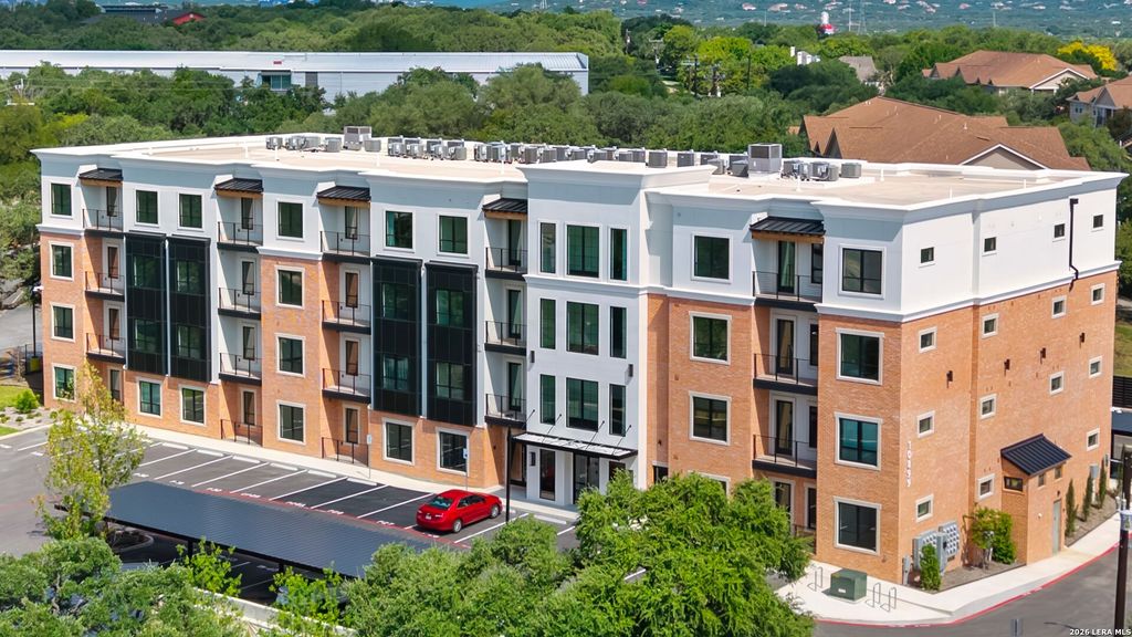 10899 S Hausman Rd Apt 303, San Antonio, TX 78249