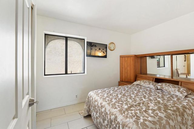 3252 N Mountain Shadow Drive, Palm Springs, CA 92262