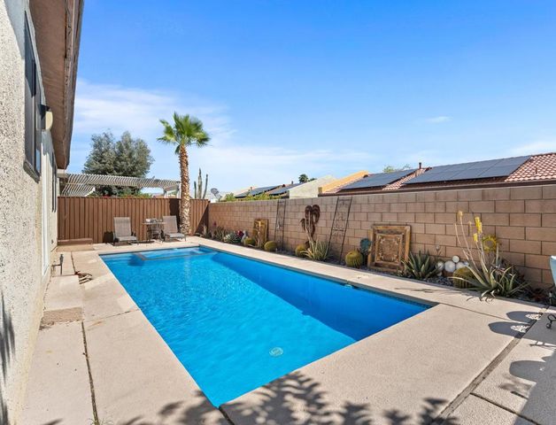 3252 N Mountain Shadow Drive, Palm Springs, CA 92262