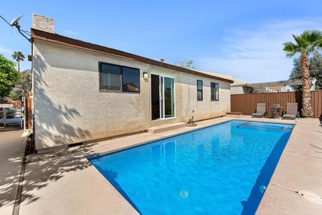 3252 N Mountain Shadow Drive, Palm Springs, CA 92262