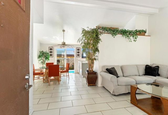 3252 N Mountain Shadow Drive, Palm Springs, CA 92262