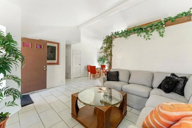 3252 N Mountain Shadow Drive, Palm Springs, CA 92262